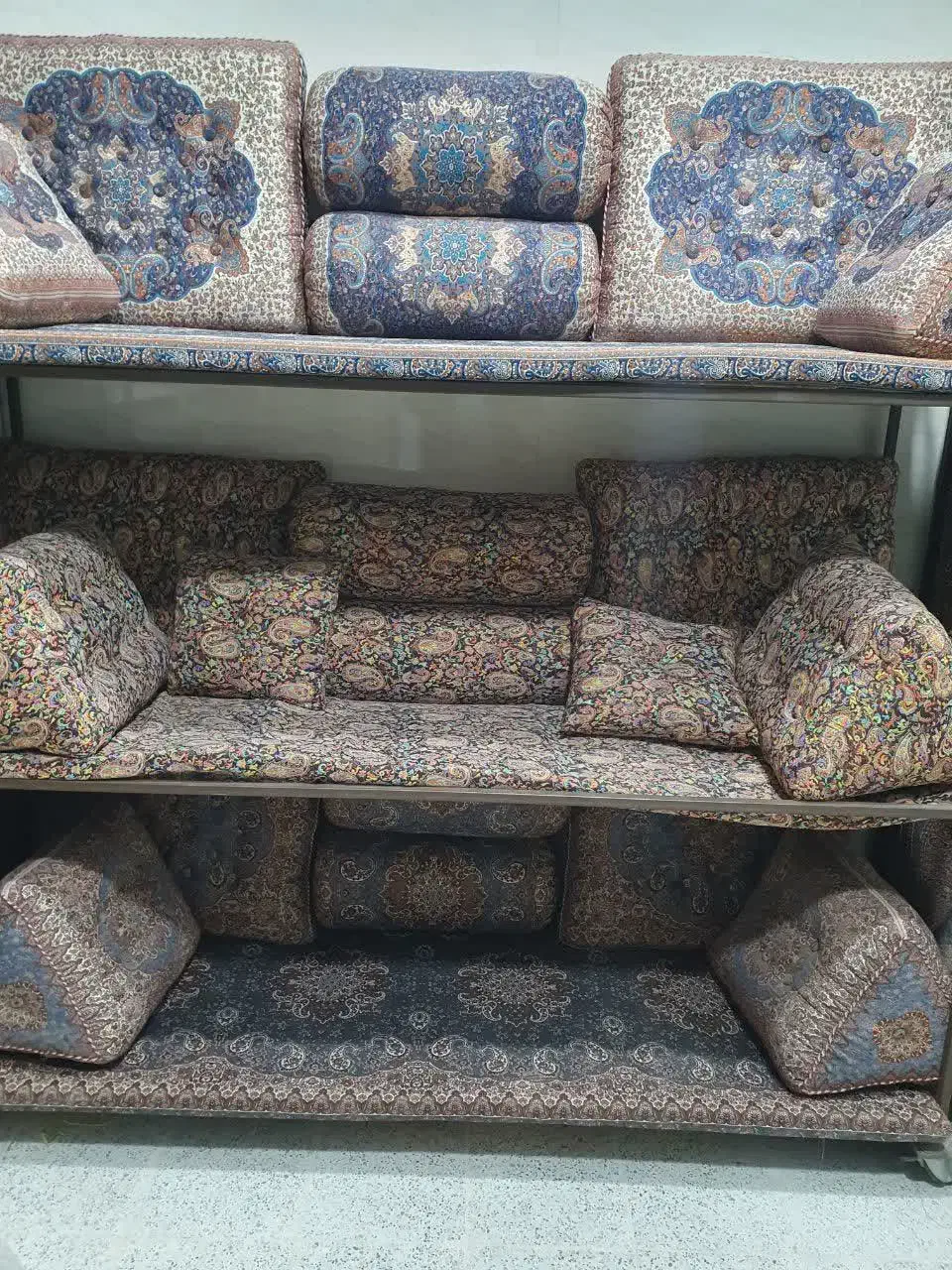 پشتی ترمه یزد ست خان نشین ۷ تیکه|پشتی|یزد, |دیوار