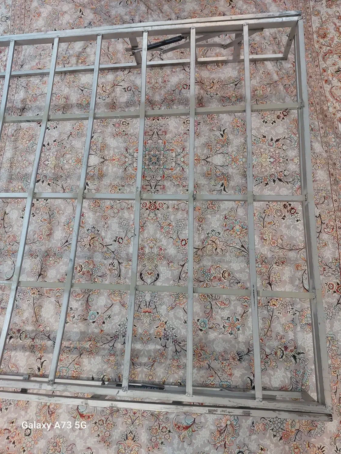 کفی جکدار|تخت و سرویس خواب|تهران, آهنگران (سراسیاب دولاب)|دیوار