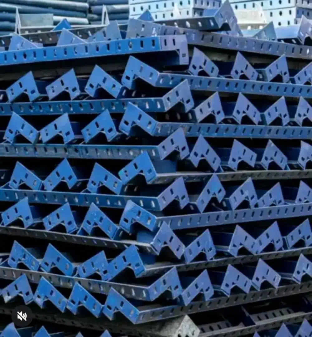 ویبره جک سقفی لوازم داربست قالب بتن جک قالب|عمده‌فروشی|اصفهان, نقش جهان|دیوار