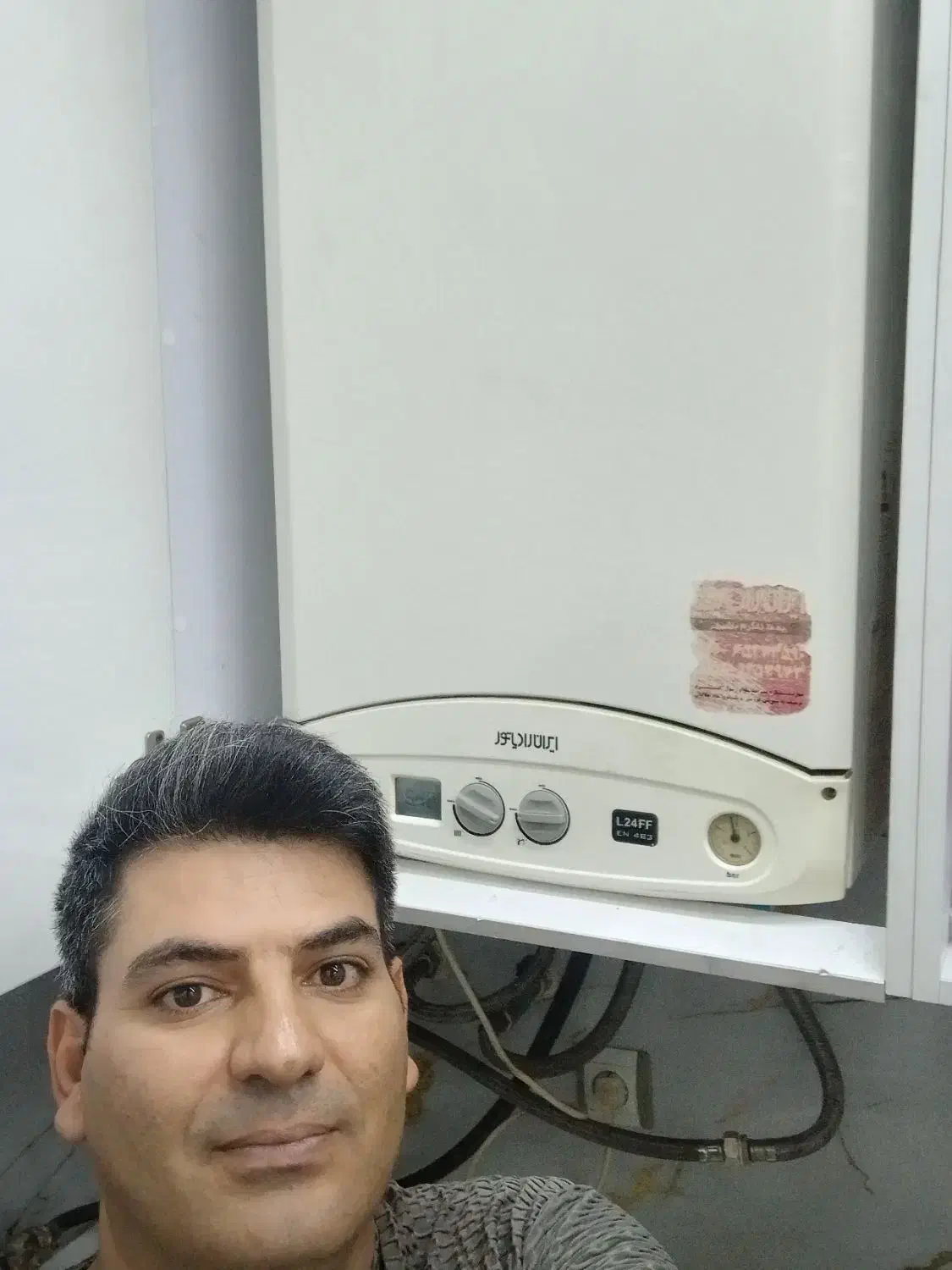 تعمیر و سرویس پکیج دیواری و برقکار ساختمان|خدمات پیشه و مهارت|اندیشه, اندیشه فاز ۱|دیوار