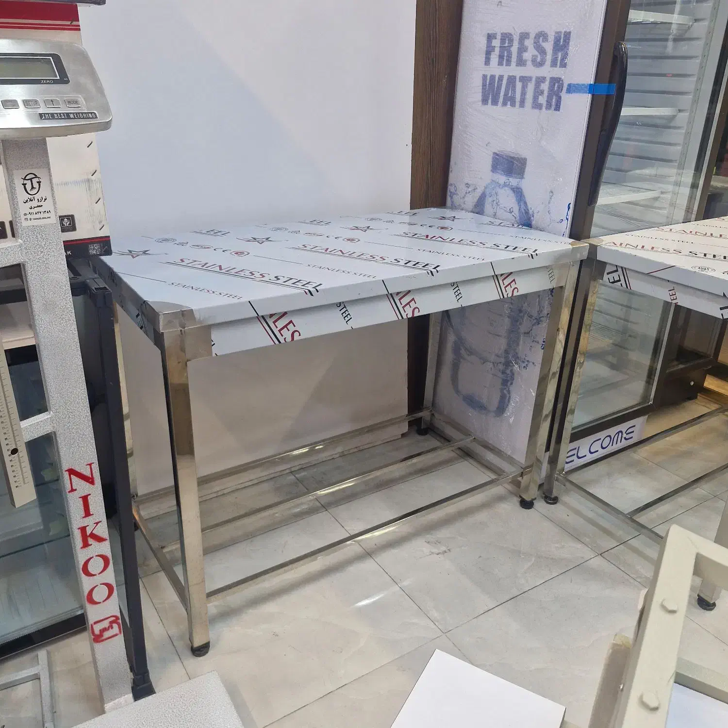 میز استیل میز مرغ فروشی میز قصابی ترازو آنلاین|کافی‌شاپ و رستوران|رشت, یخسازی|دیوار