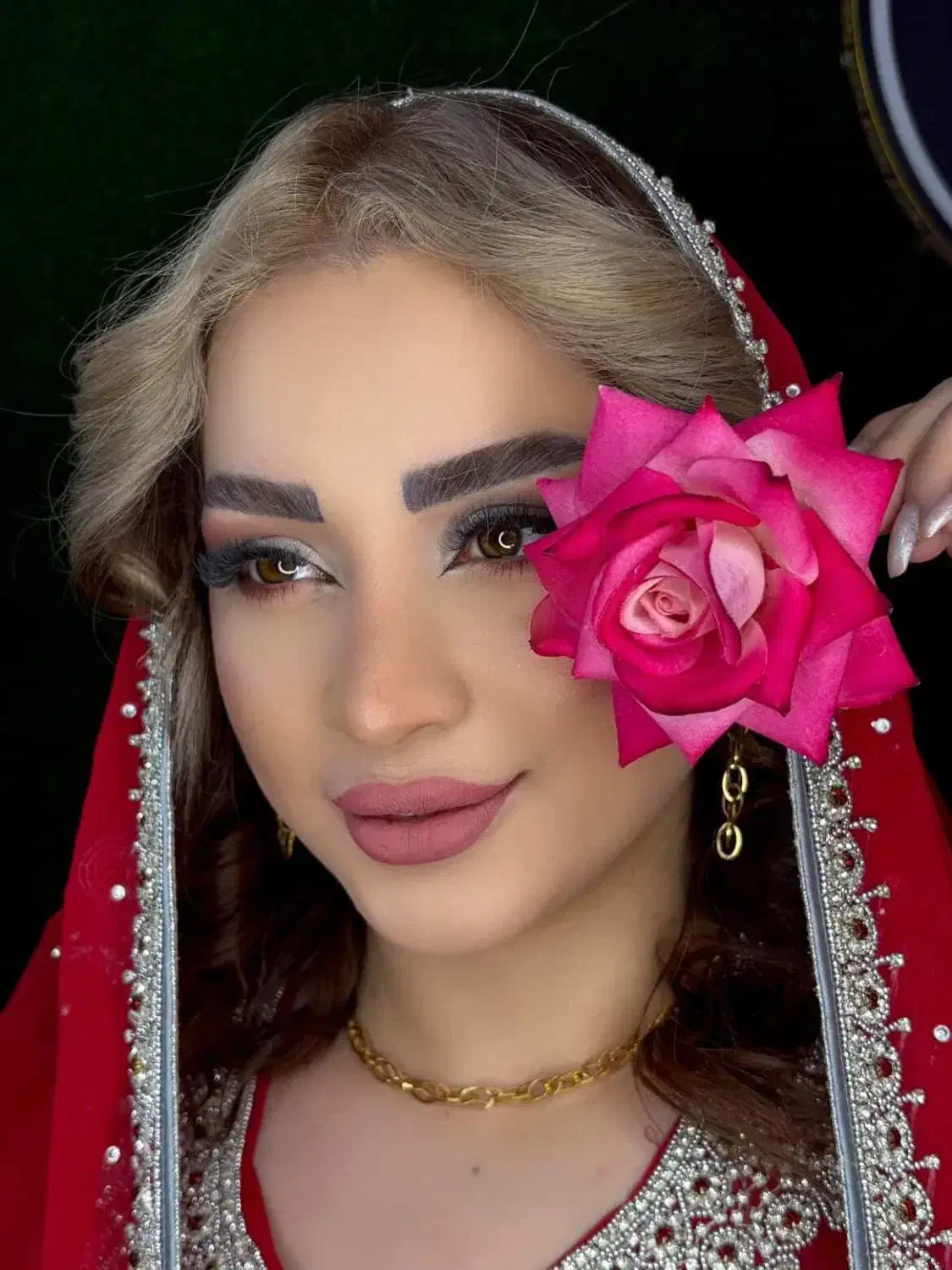 خدمات را/یگان میکاپ|خدمات آرایشگری و زیبایی|گنبد کاووس, |دیوار