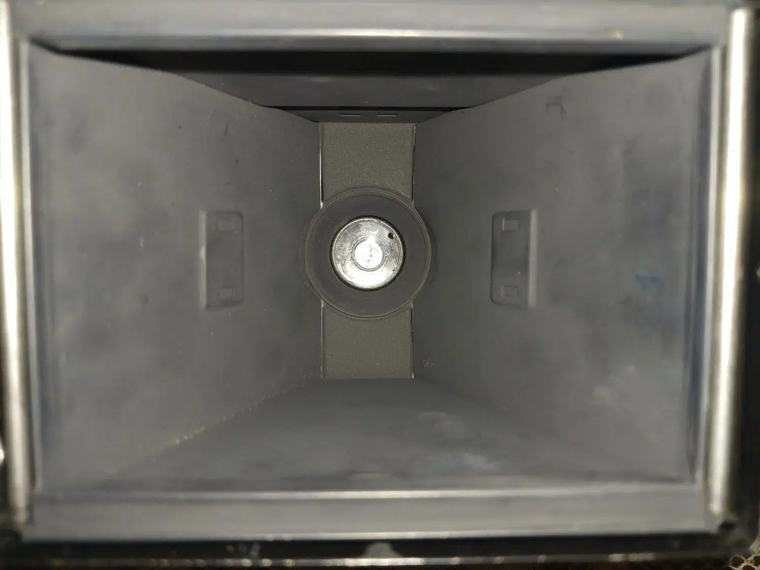 دوربین عکاسی قدیمی نو با کارتن|دوربین عکاسی و فیلم‌برداری|یزد, |دیوار