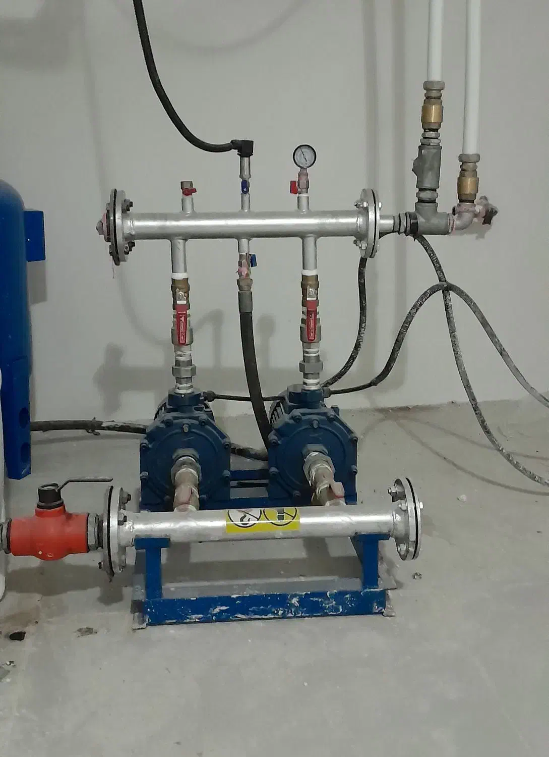 نیاز به شاگرد تاسیساتی|استخدام صنعتی، فنی، مهندسی|قروه, |دیوار