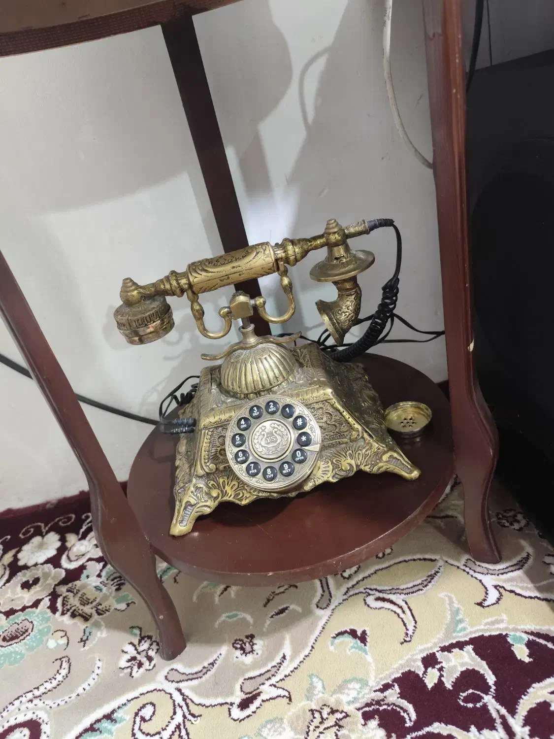 تلفن برنجی با سطل اشغال و جا کاغذ دستمالی|صنایع دستی و سایر لوازم تزئینی|قرچک, زیبا شهر|دیوار