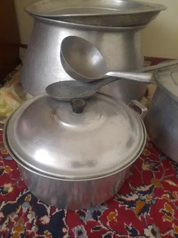 دیگ|ظروف پخت‌وپز|پیشوا, |دیوار