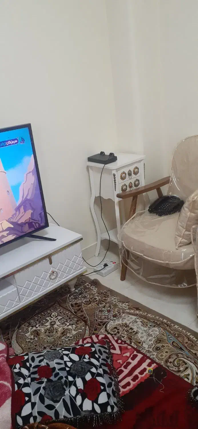 میز تلفن با تلفن|میز تلفن|تهران, خاک سفید|دیوار