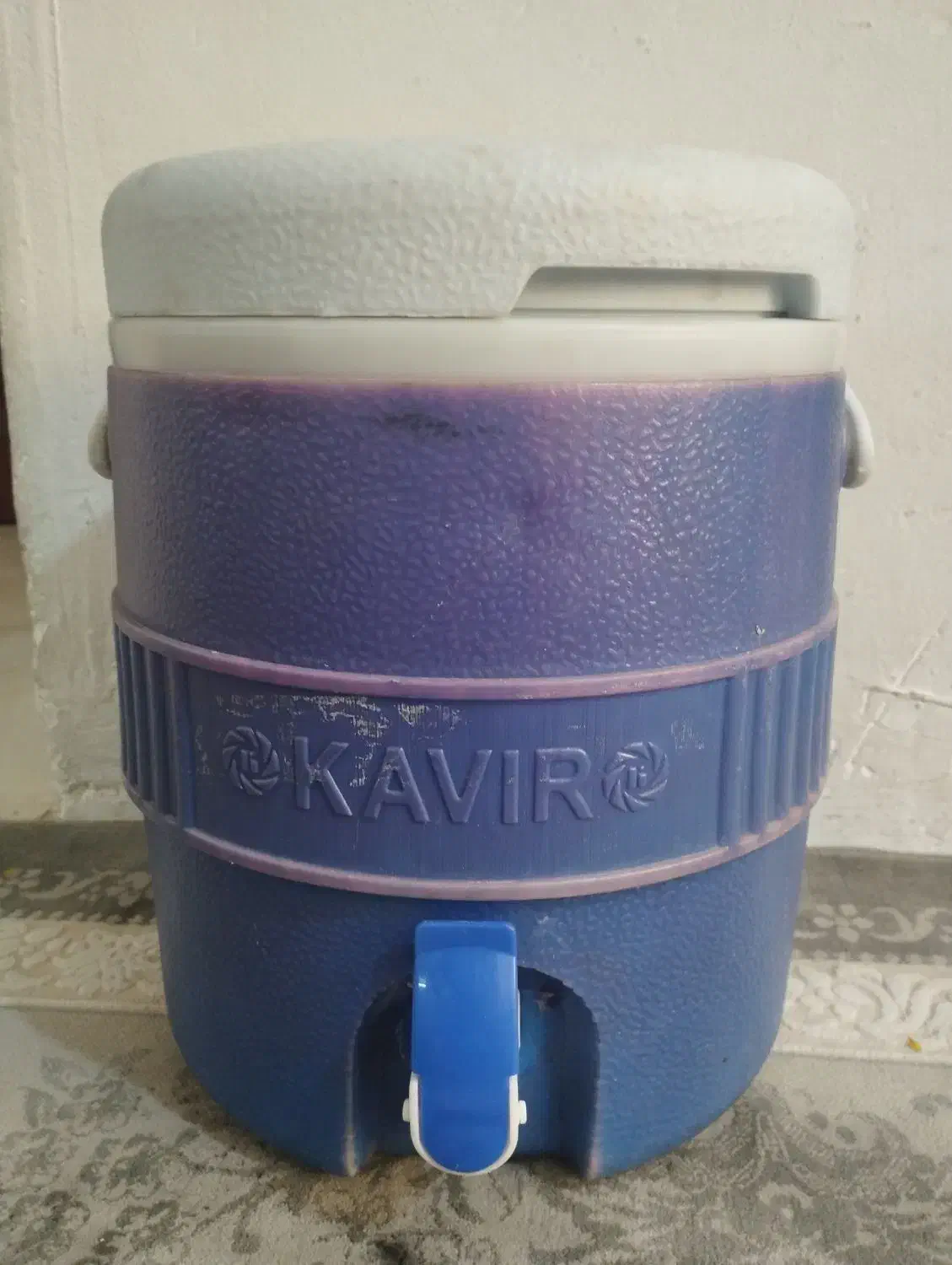 فلاسک اب|ظروف نگهدارنده، پلاستیکی، یک‌بارمصرف|سمنان, |دیوار