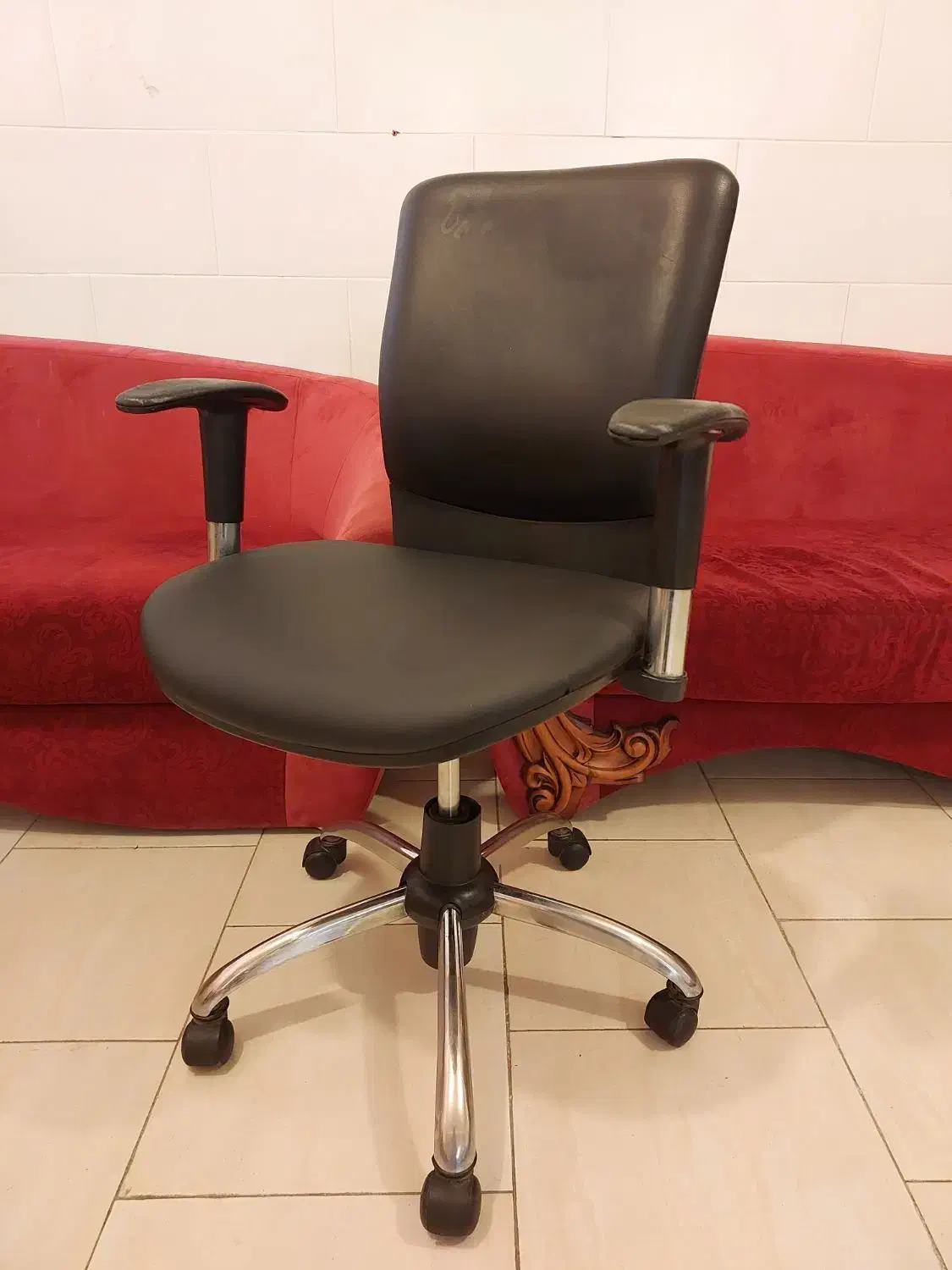 صندلی جکدار گردان چرخدار مارک شرکتی Live|صندلی و نیمکت|ارومیه, |دیوار