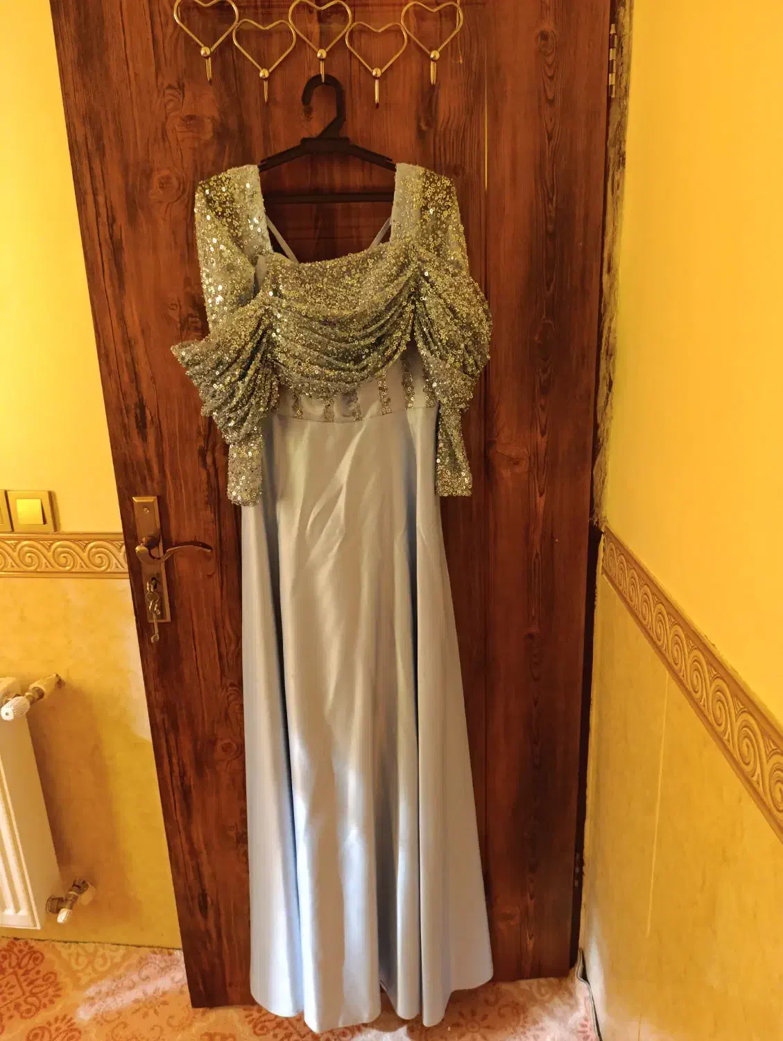 لباس مجلسی|لباس|وحیدیه, |دیوار