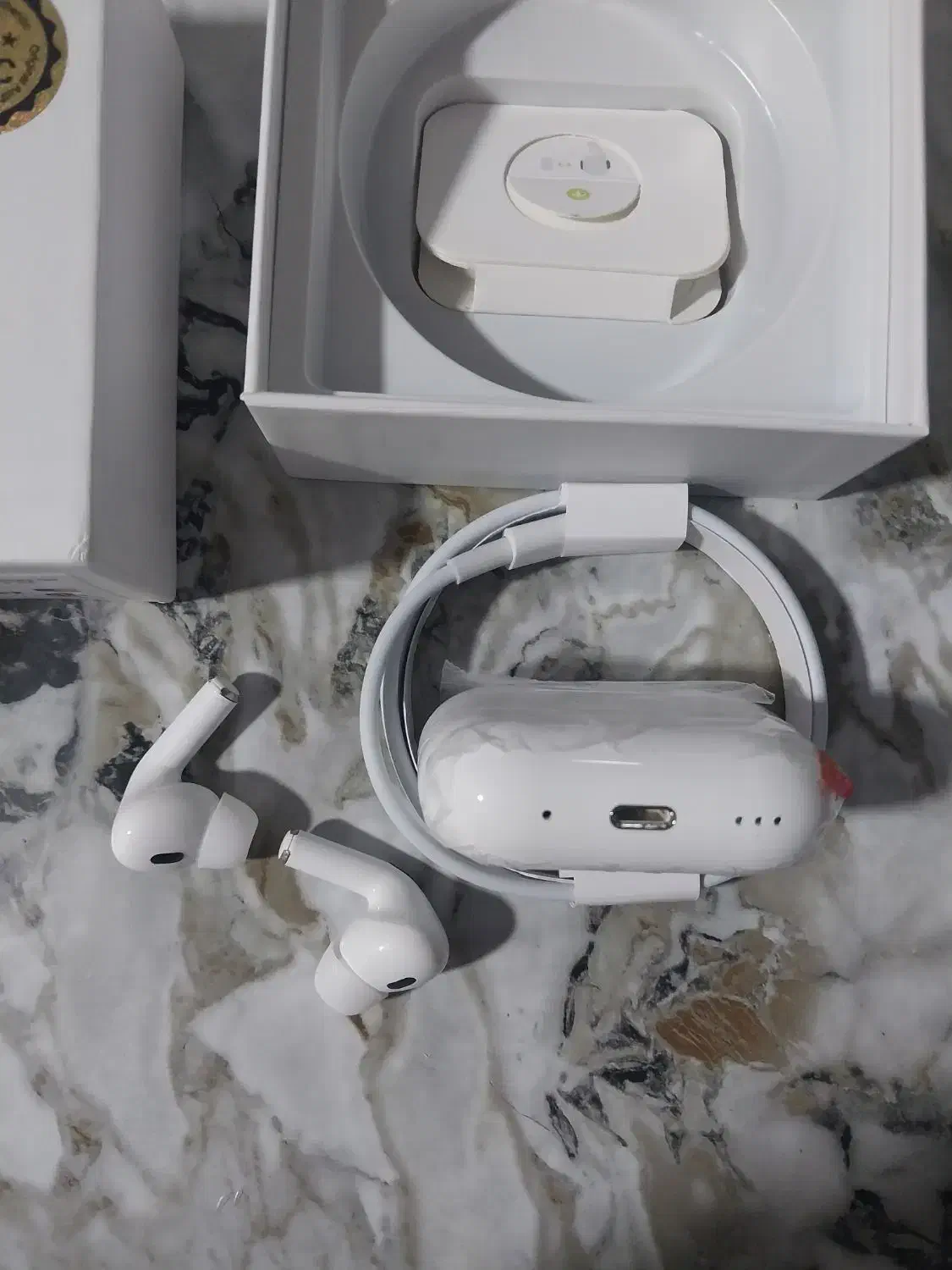 ایرپاد یا هدفن|لوازم جانبی موبایل و تبلت|ایلام, |دیوار