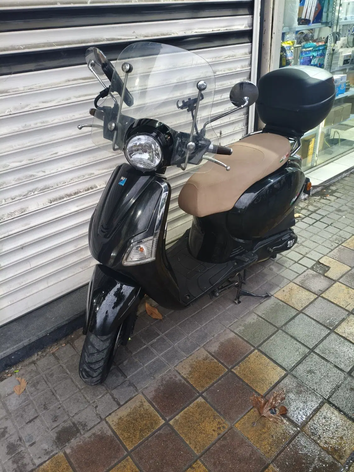 موتور ۱۵۰cc طرح وسپا|موتورسیکلت|رشت, سعدی (تختی)|دیوار