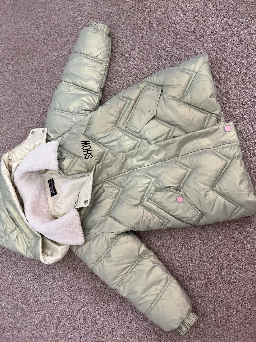 کا‌پشن دخترانه|کفش و لباس بچه|مرودشت, استادیوم‎|دیوار