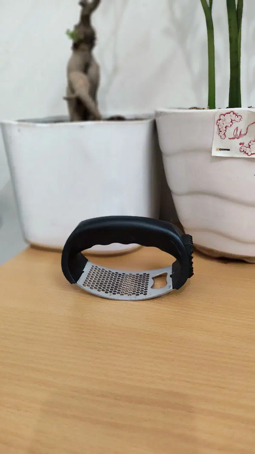 سیر له کن غلطکی با کیفیت و کاربردی|ظروف پختوپز|قم, قم نو|دیوار