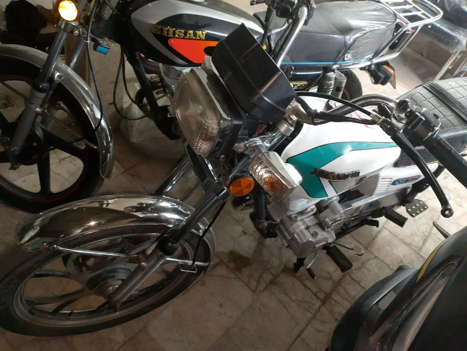 200|موتورسیکلت|مشهد, قائم|دیوار