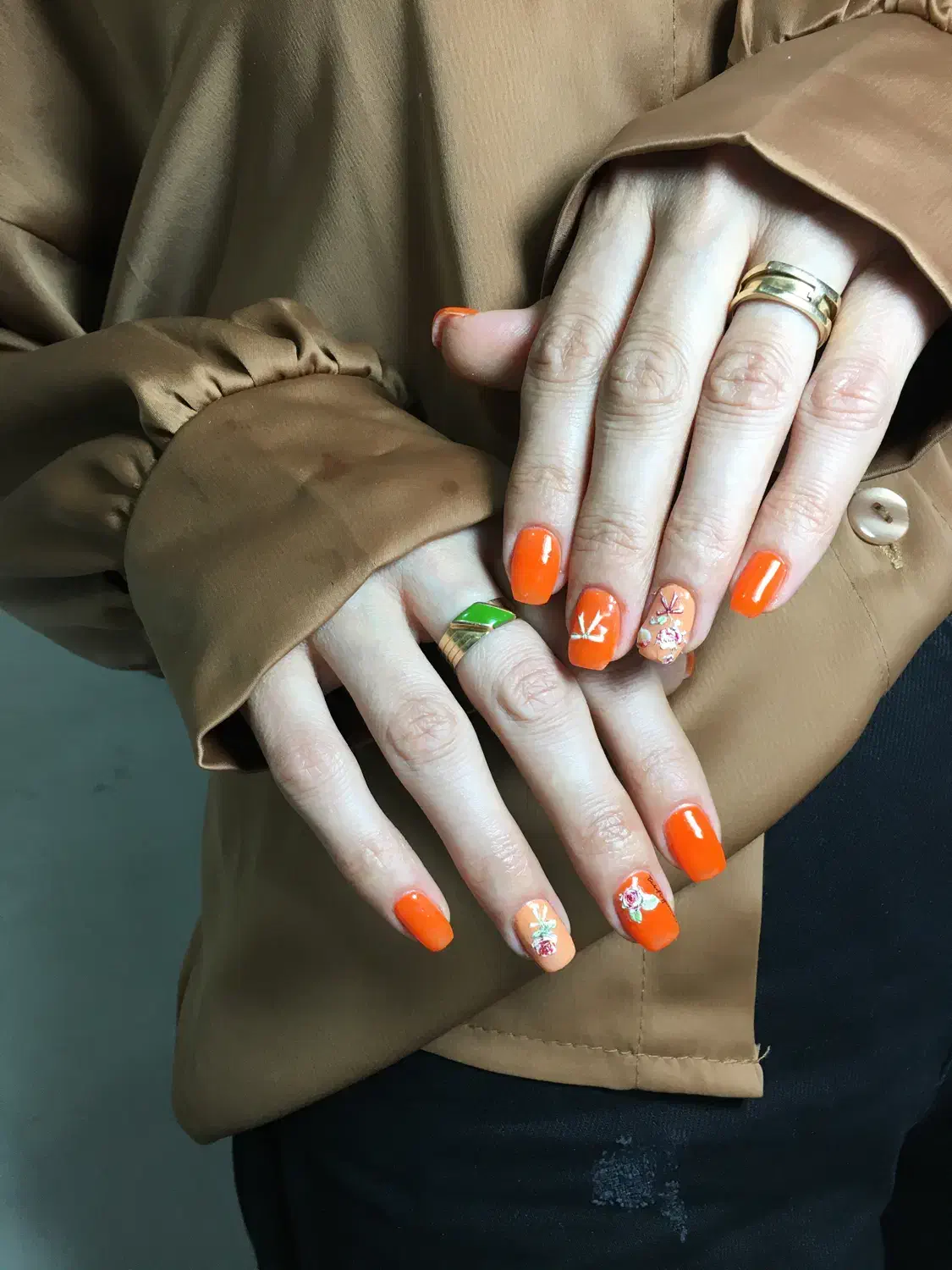 کاشت ناخن دست و پافقط ۴۰۰|خدمات آرایشگری و زیبایی|دوگنبدان, |دیوار