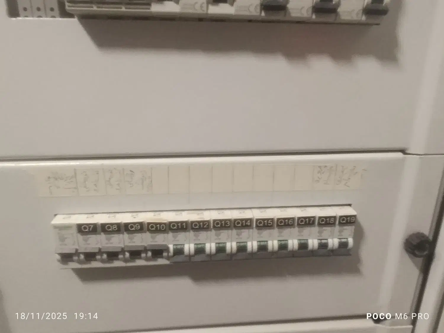 برقکار ساختمان وصنعتی|خدمات پیشه و مهارت|شیراز, فرهنگ شهر|دیوار