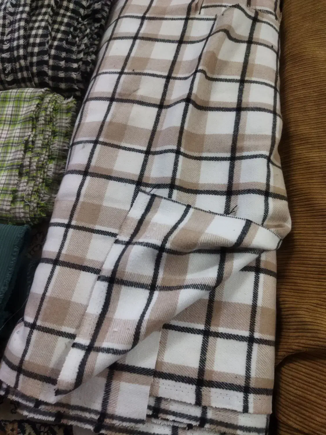 پارچه زیر قیمت بازار|لوازم خیاطی و بافتنی|بیرجند, |دیوار