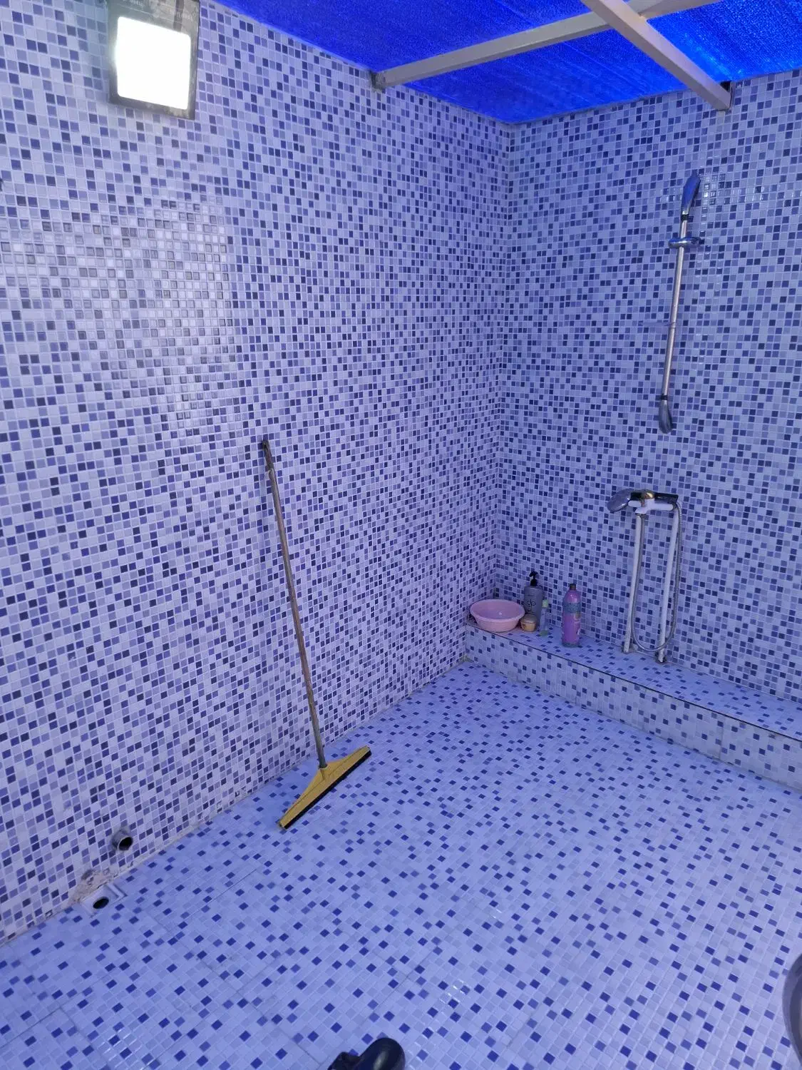 ویلا استخر دار سرپوشیده و آبگرم|اجارهٔ کوتاهمدت ویلا و باغ|ورامین, ورامین|دیوار