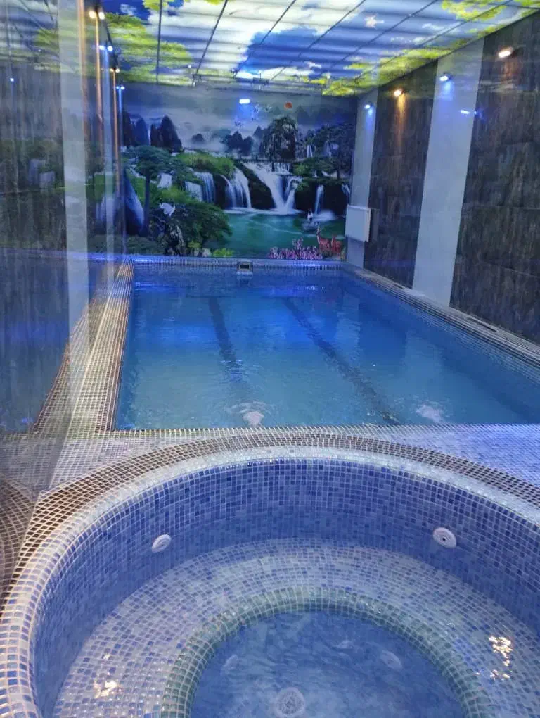 ویلا استخر دار|اجارهٔ کوتاه‌مدت ویلا و باغ|بروجرد, |دیوار