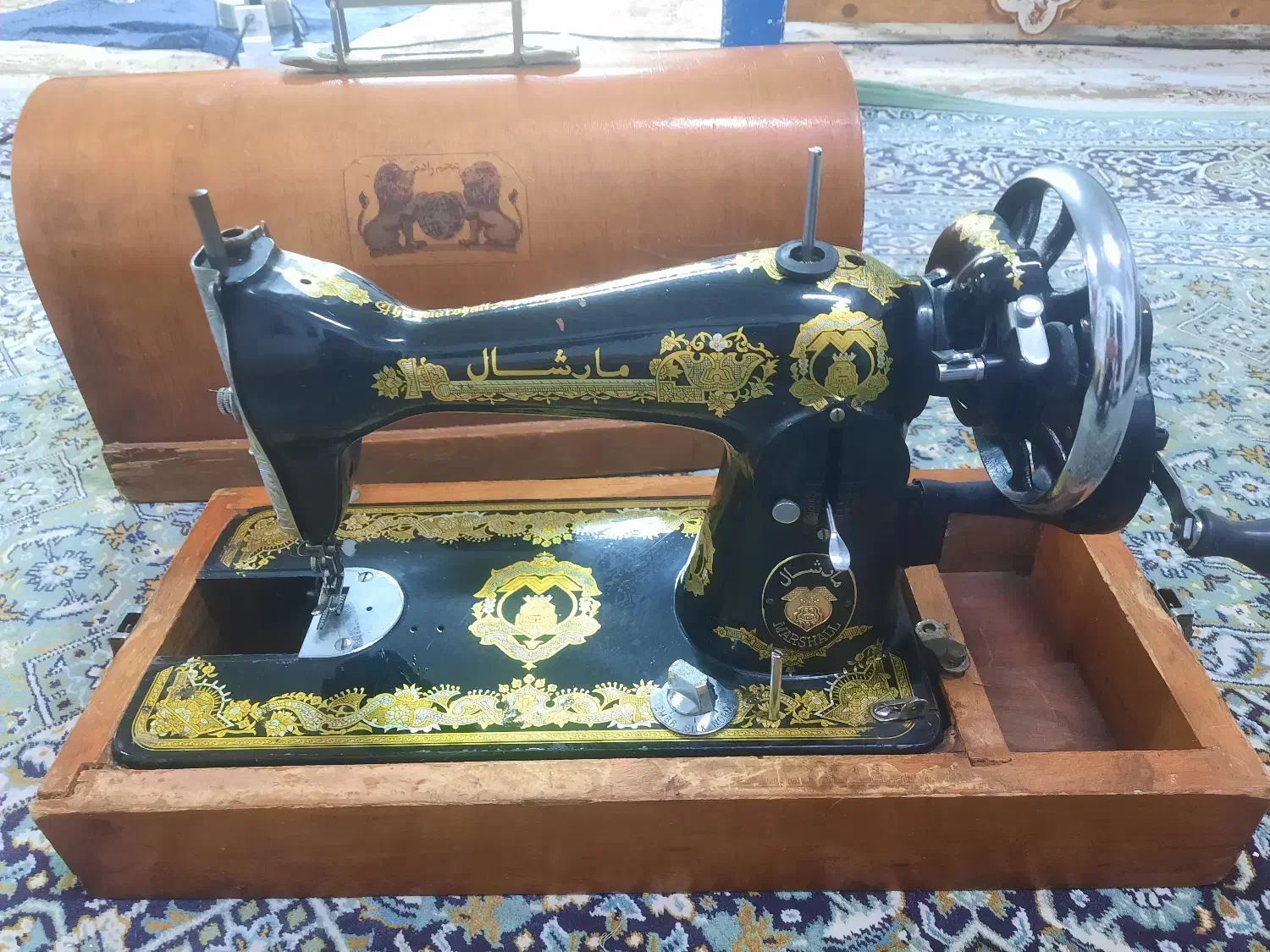 چرخ خیاطی مارشال|چرخ خیاطی و ریسندگی|رشت, دیلمان|دیوار