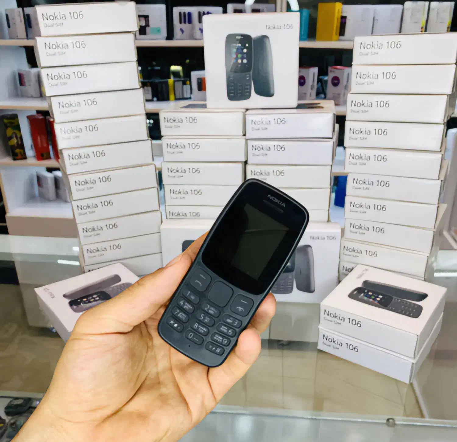 نوکیا105و106 4Gبا18ماه گارانتی شرکتی|موبایل|قم, شهرک قدس|دیوار