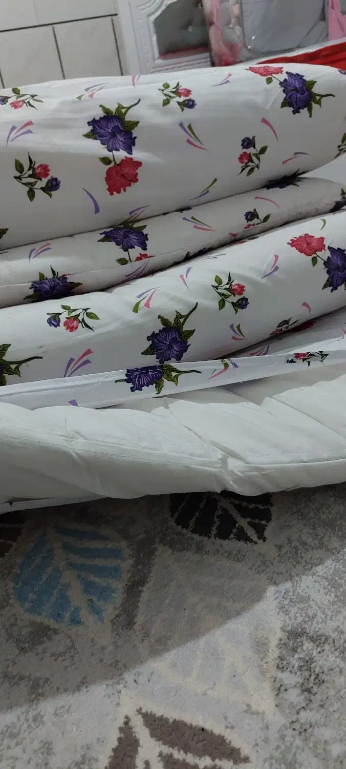 تشک مهمان|رختخواب، بالش، پتو|فولادشهر, B2|دیوار