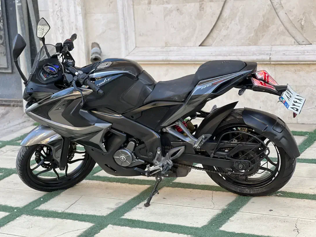 rs200مدل|موتورسیکلت|سبزوار, پاسداران|دیوار