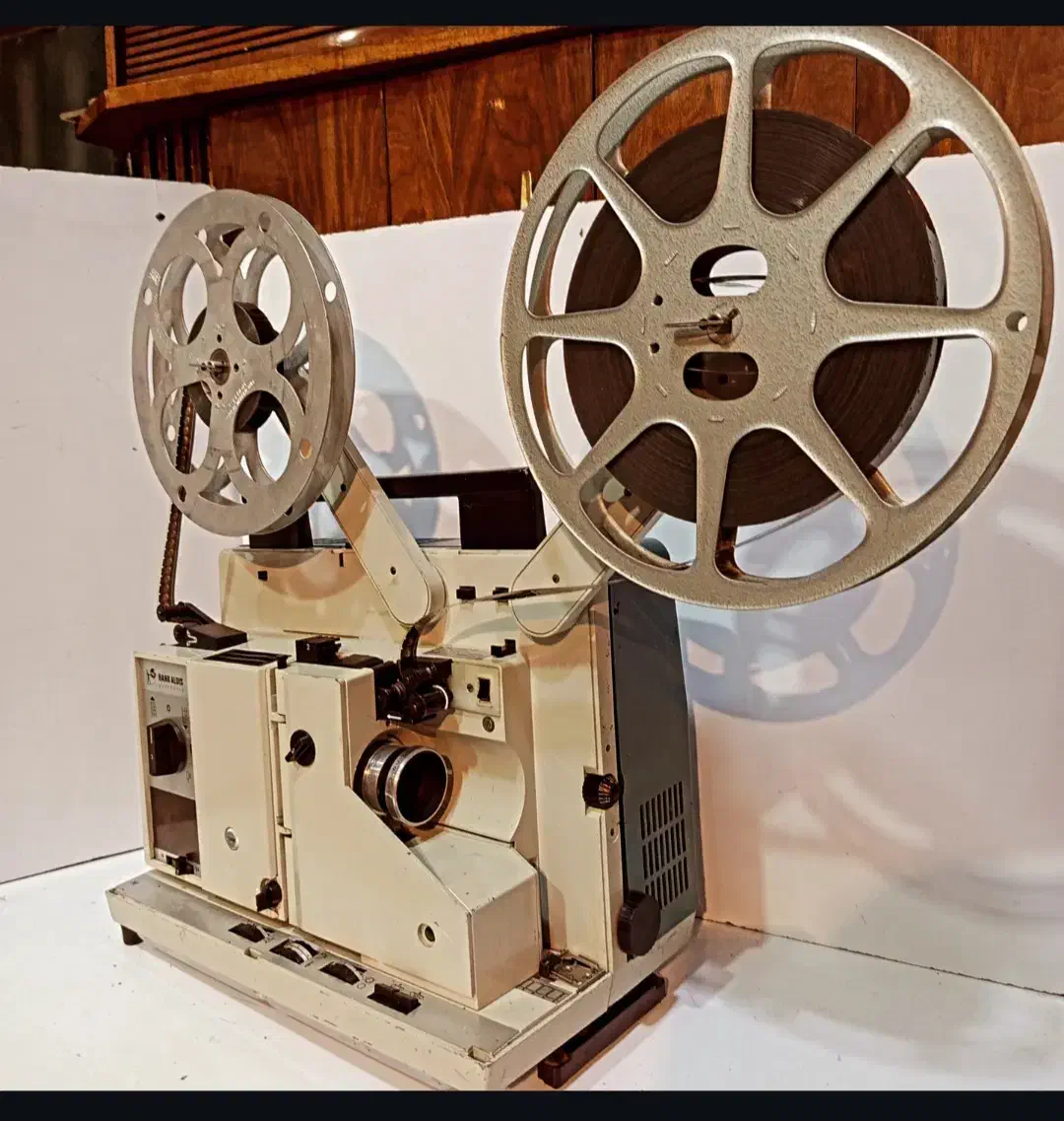 آپارات 16میل آلمانی قدیمی|تلویزیون و پروژکتور|کرمان, |دیوار