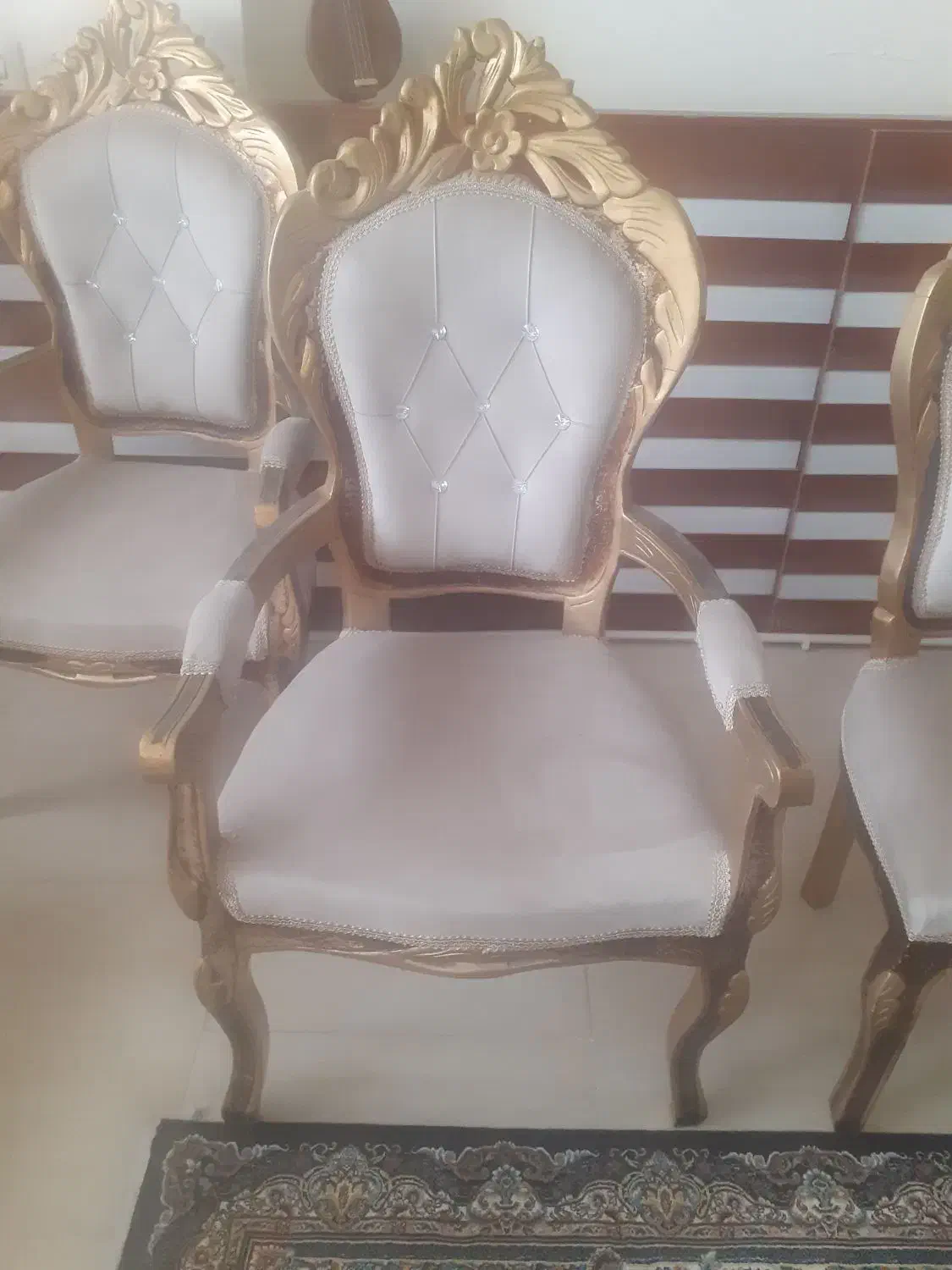 مبل تاجدار چوب راش|مبلمان خانگی و میز عسلی|ساوه, |دیوار