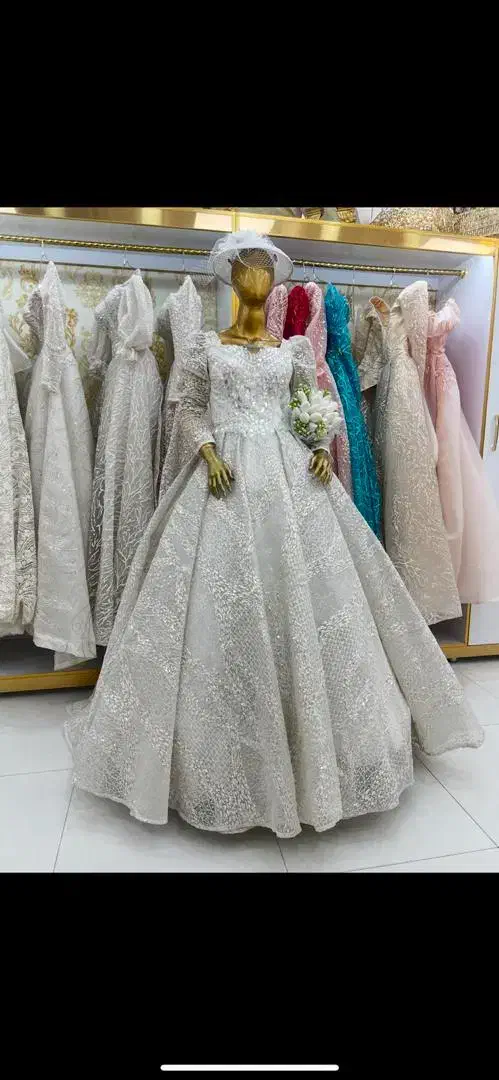 خرید لباس عروس دسته دوم|لباس|یزد, |دیوار