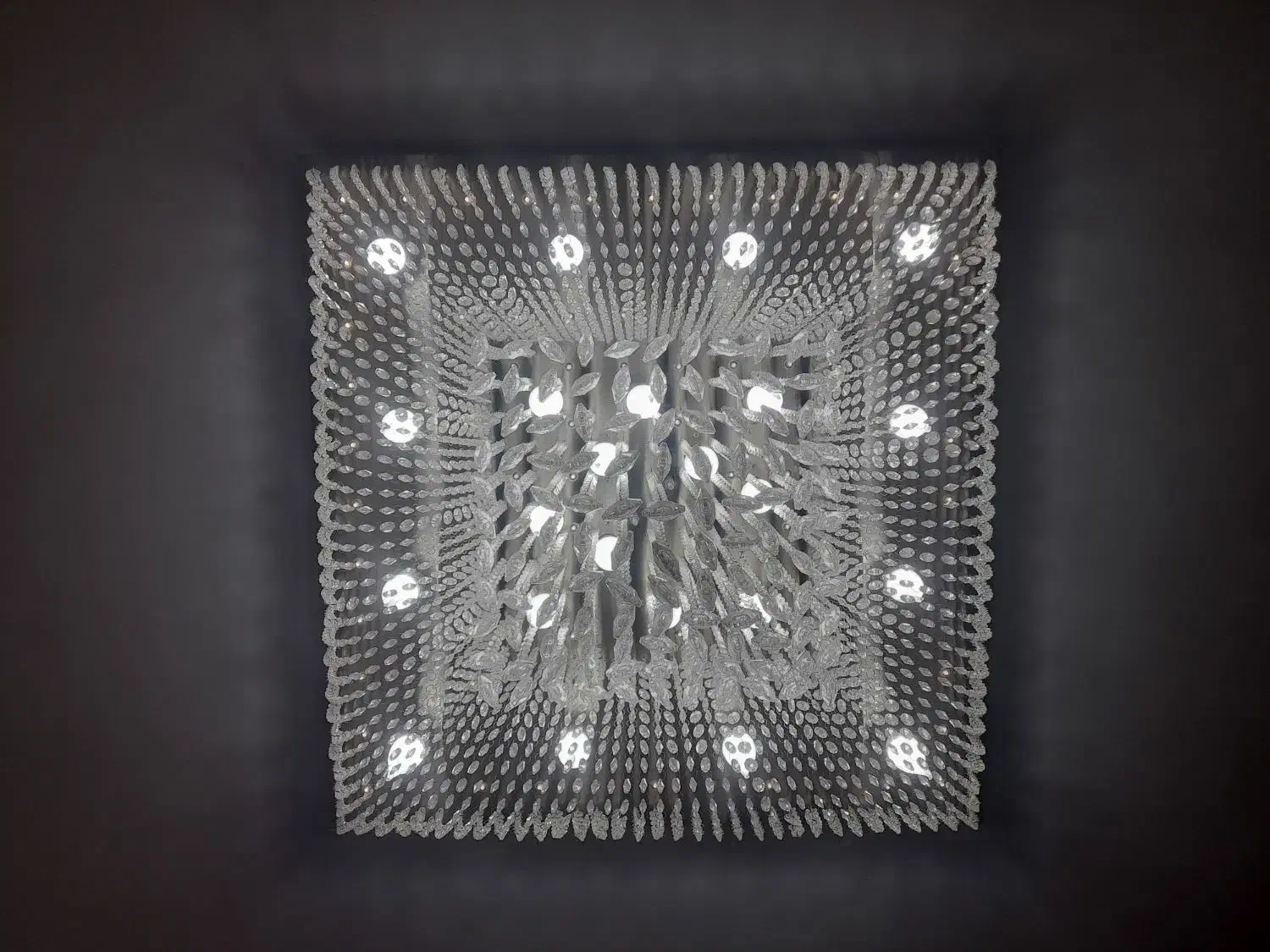 ۲عددلوستر شیک و مناسب|لوستر و چراغ آویز|شیراز, مسلم|دیوار