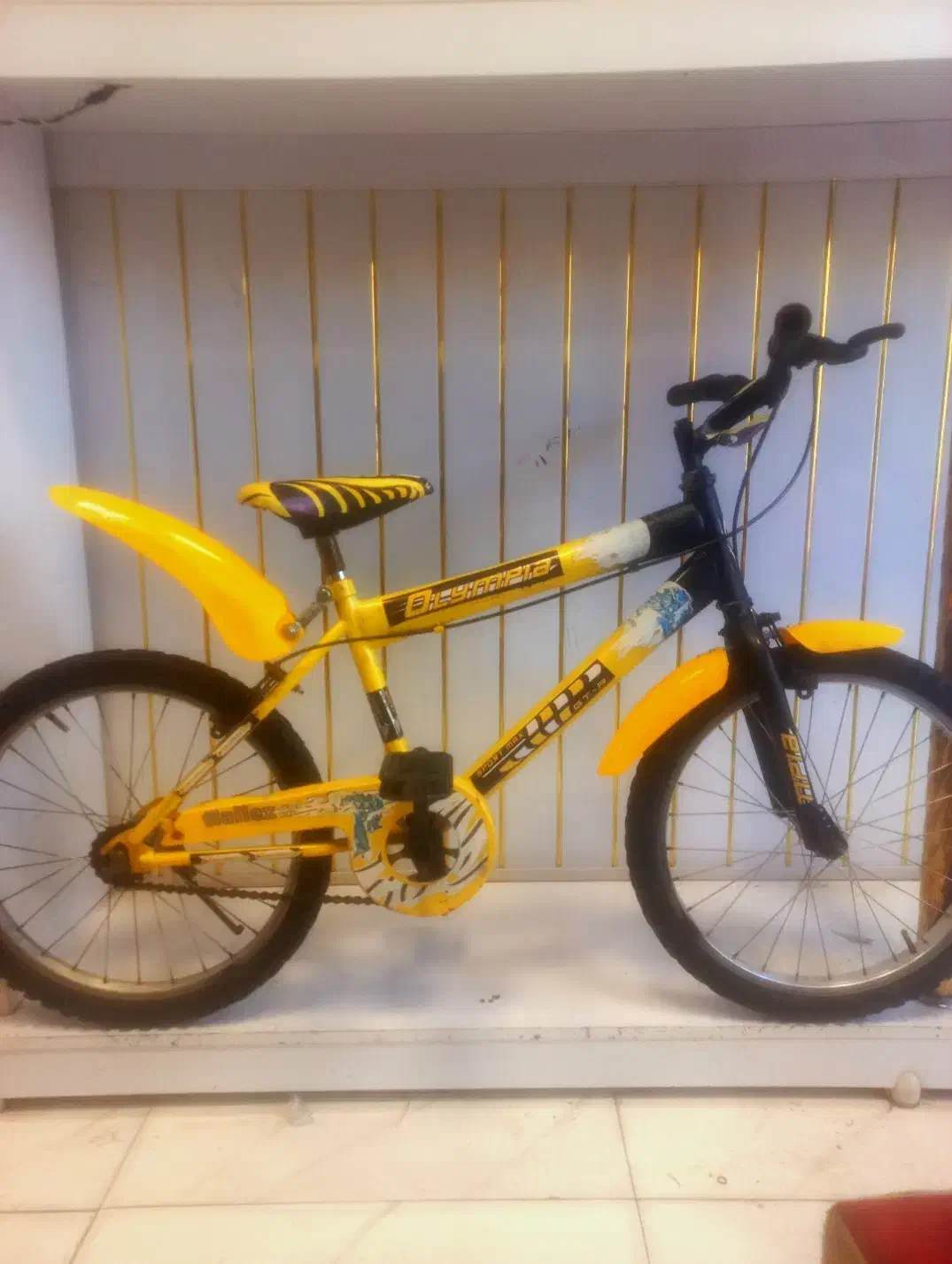 دوچرخه ۲۰ تمیز تمیز سالم سالم بدونه هیچ عیبی|دوچرخه، اسکیت، اسکوتر|قم, شاه ابراهیم|دیوار