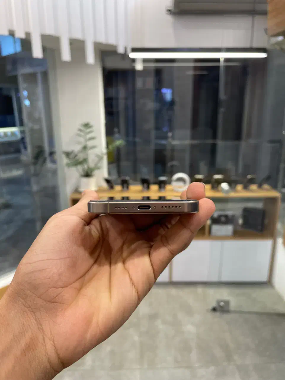 آیفون ۱۶ پرو مکس|موبایل|اصفهان, جلفا|دیوار