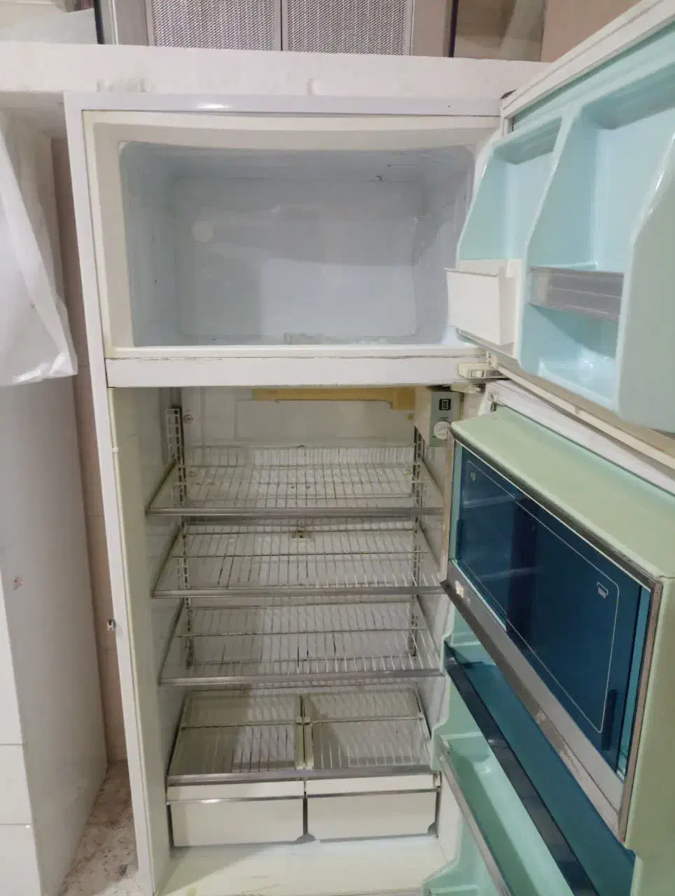 یخچال فریزر|یخچال و فریزر|شاهین‌شهر, شهرک هشت بهشت|دیوار