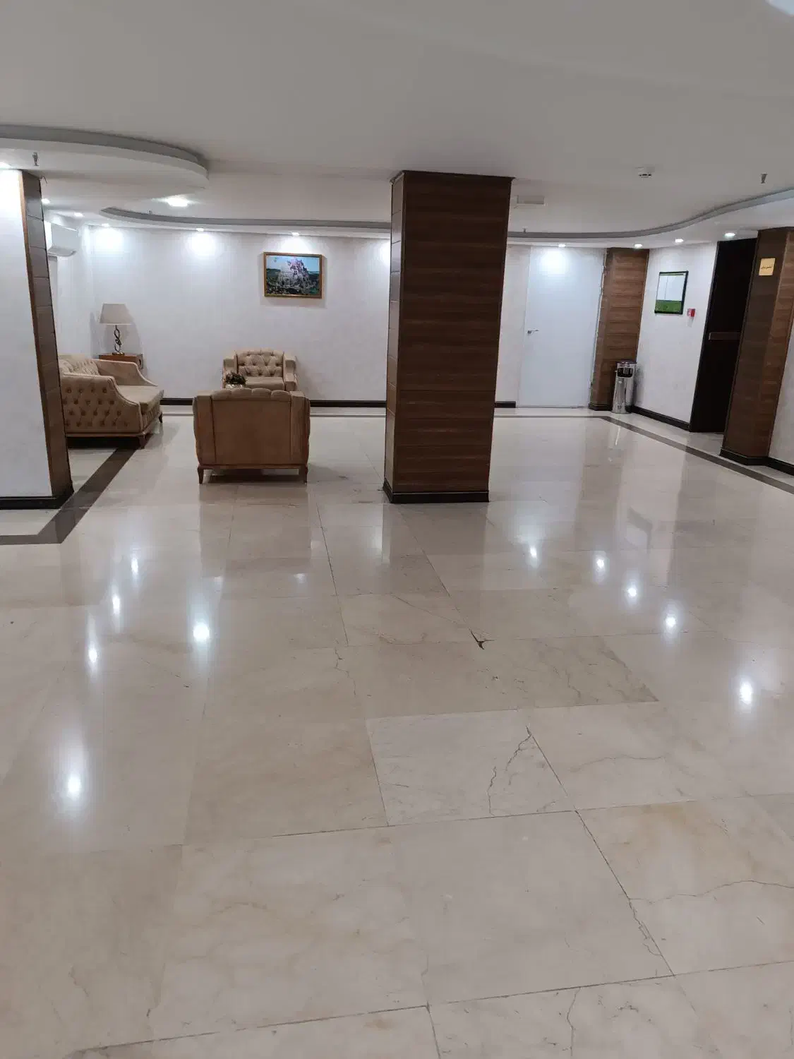 آپارتمان متراژهای  ۷۵ و ۱۰۰ و ۱۱۵ متر