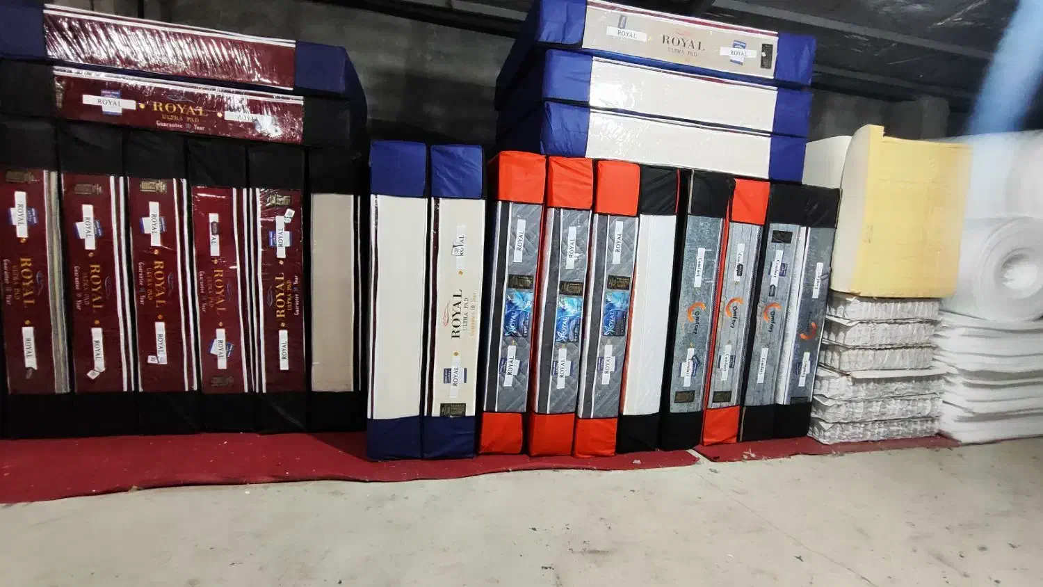 تشک صادراتی //پخش بصورت تک و تعداد|تشک تختخواب|صفادشت, |دیوار