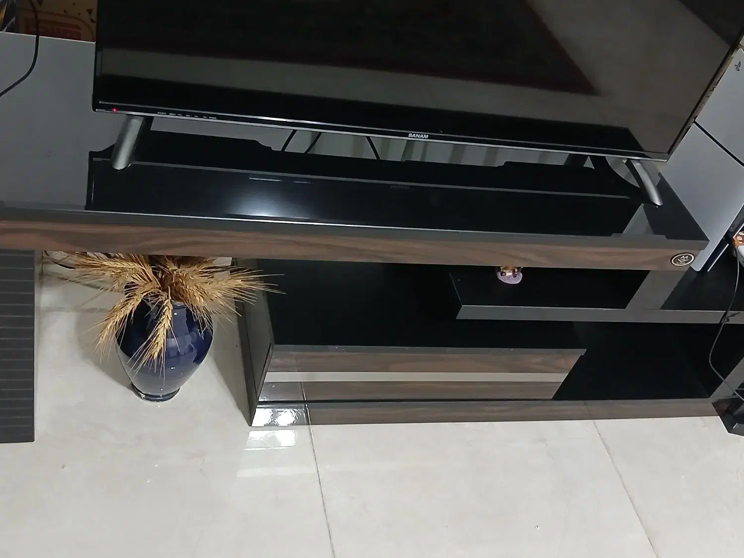 میز تلوزیون تا ۶۰ اینچ|میز تلویزیون|رشت, پیرکلاچای|دیوار