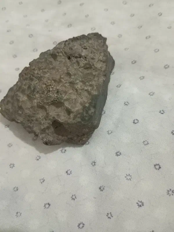 شهاب سنگ|کلکسیون اشیاء عتیقه|سرپل ذهاب, |دیوار