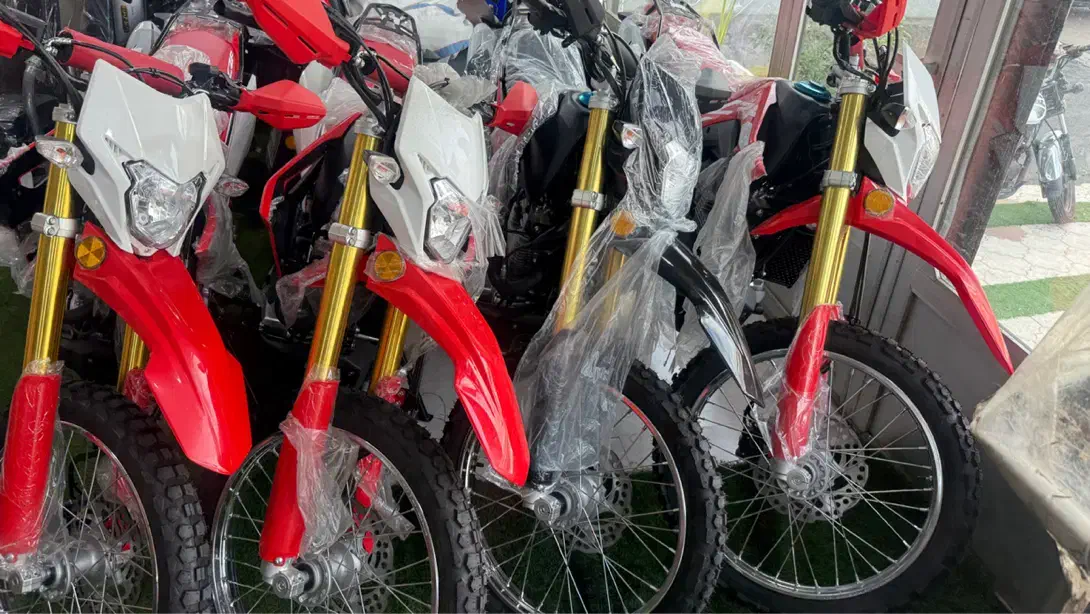 تریل باسل۲۵۰توسان مدل۱۴۰۴|موتورسیکلت|لیسار, |دیوار