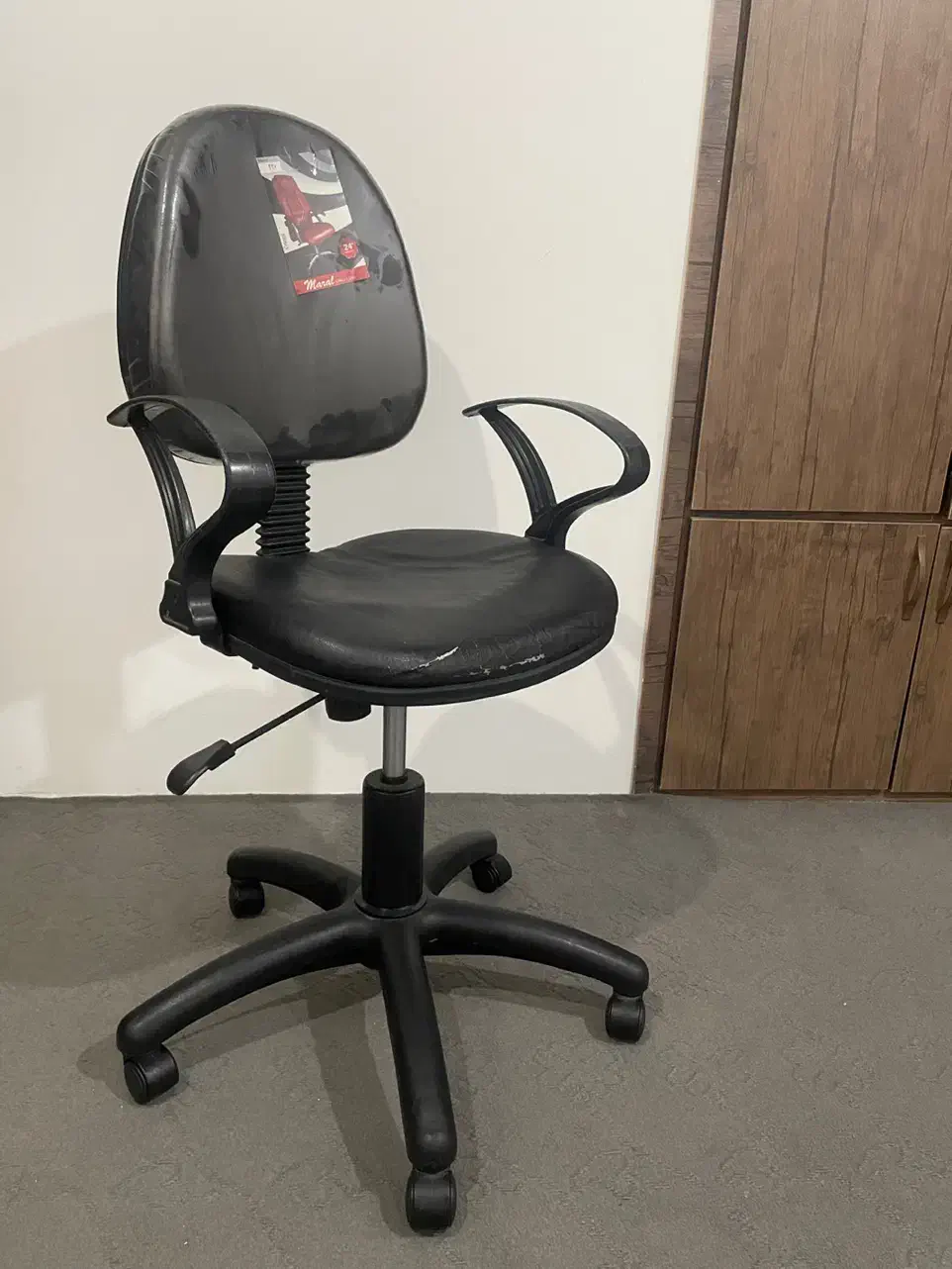 صندلی چرخدار|صندلی و نیمکت|گرگان, |دیوار