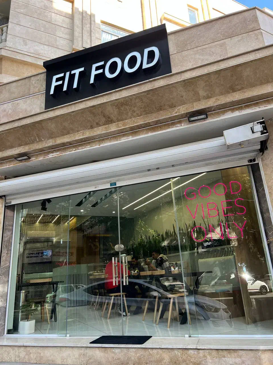 کمک اشپز خانم یا اقا|استخدام خدمات فروشگاه و رستوران|شهریار, شهریار|دیوار