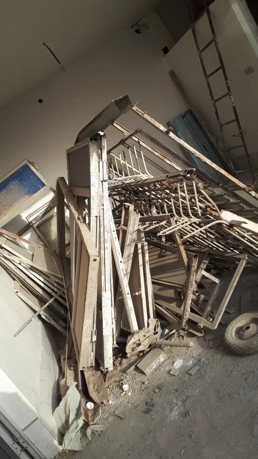 فروش ضایعات آهن وآلمینیوم|مصالح و تجهیزات ساختمان|مشهد, شهرک مهر آباد|دیوار