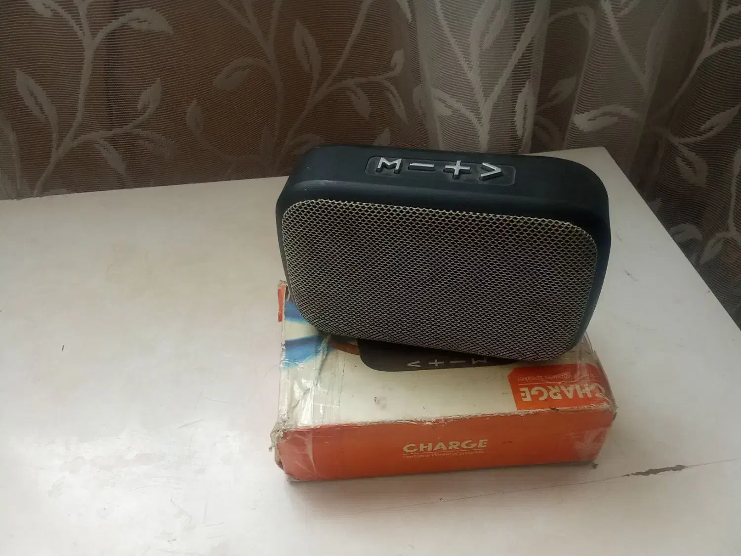 اسپیکر فلش خور سالم با کارتن چهار صد هزار|سیستم صوتی خانگی|قرچک, میرزائی شمالی|دیوار