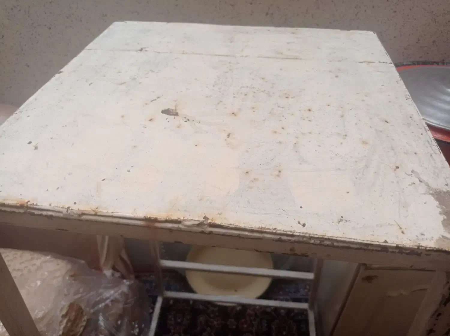 چهار پایه|صندلی و نیمکت|ارومیه, |دیوار