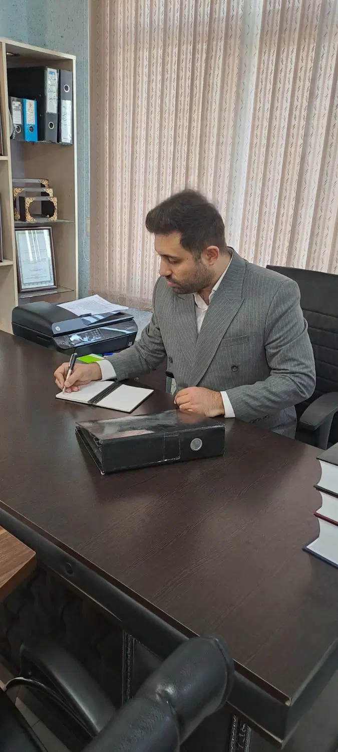 وکیل ، ملک،قرارداد، خانواده، محمد علی رحمتی|خدمات مالی، حقوقی و اداری|تهران, توحید|دیوار