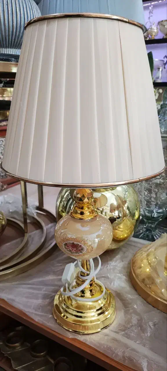 اباژور رو میزی|چراغ خواب و آباژور|مشهد, توس (بلوار توس)|دیوار