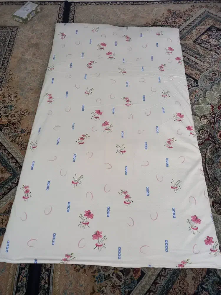 سلام 4عدد تشک پشم قیمت هرعدد 950هزار|رختخواب، بالش، پتو|نجف‌آباد, شهرک بهاران|دیوار