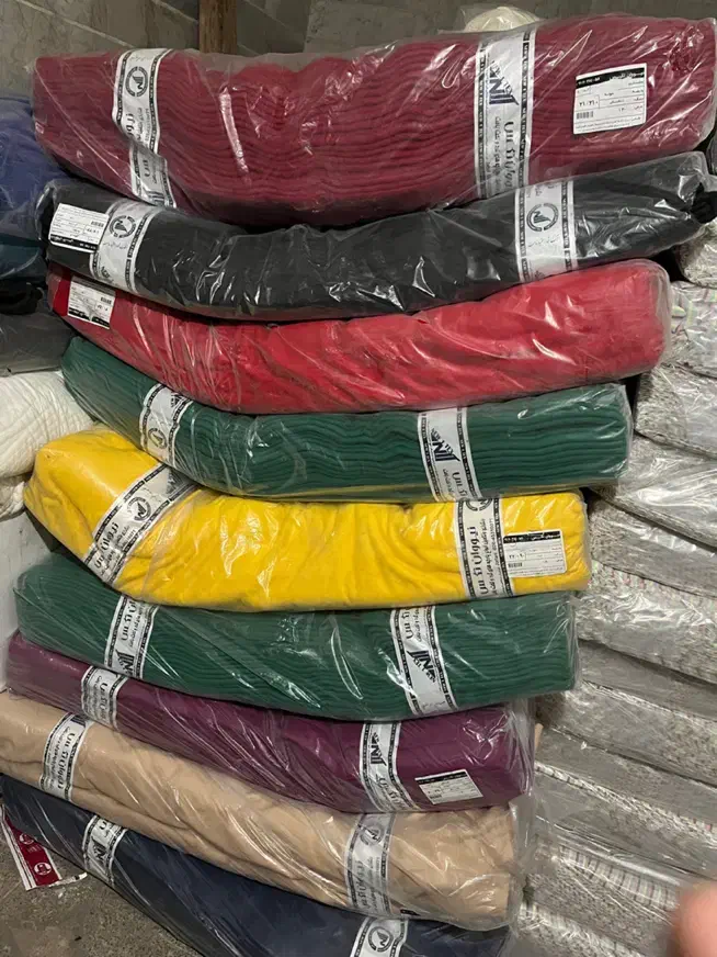 خرید و فروش هر نوع پارچه مجلسی مانتویی و تریکو و..|عمدهفروشی|کرج, باغستان|دیوار