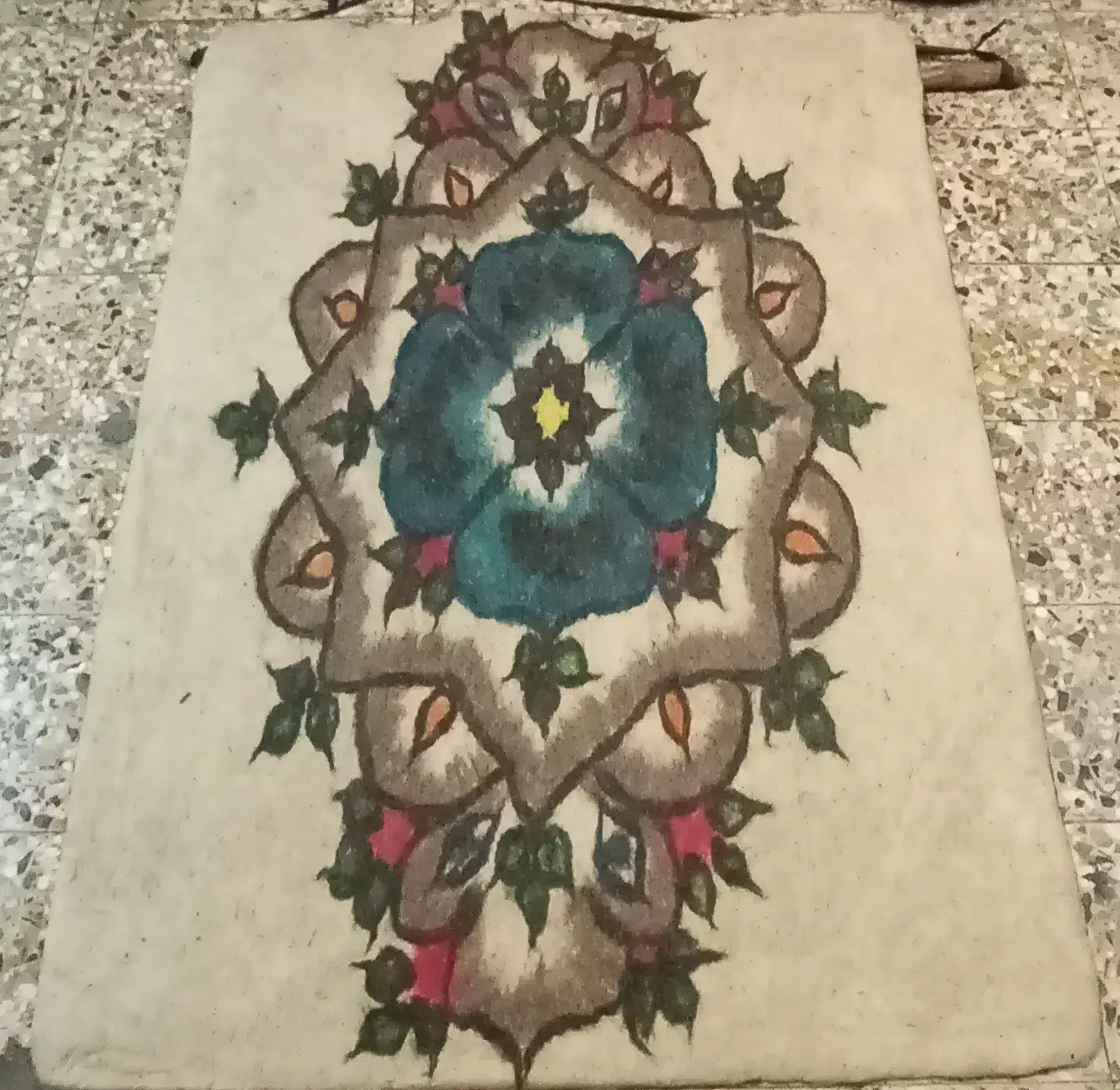 نمد دستباف پشمی|گلیم، جاجیم، گبه|اصفهان, نقش جهان|دیوار